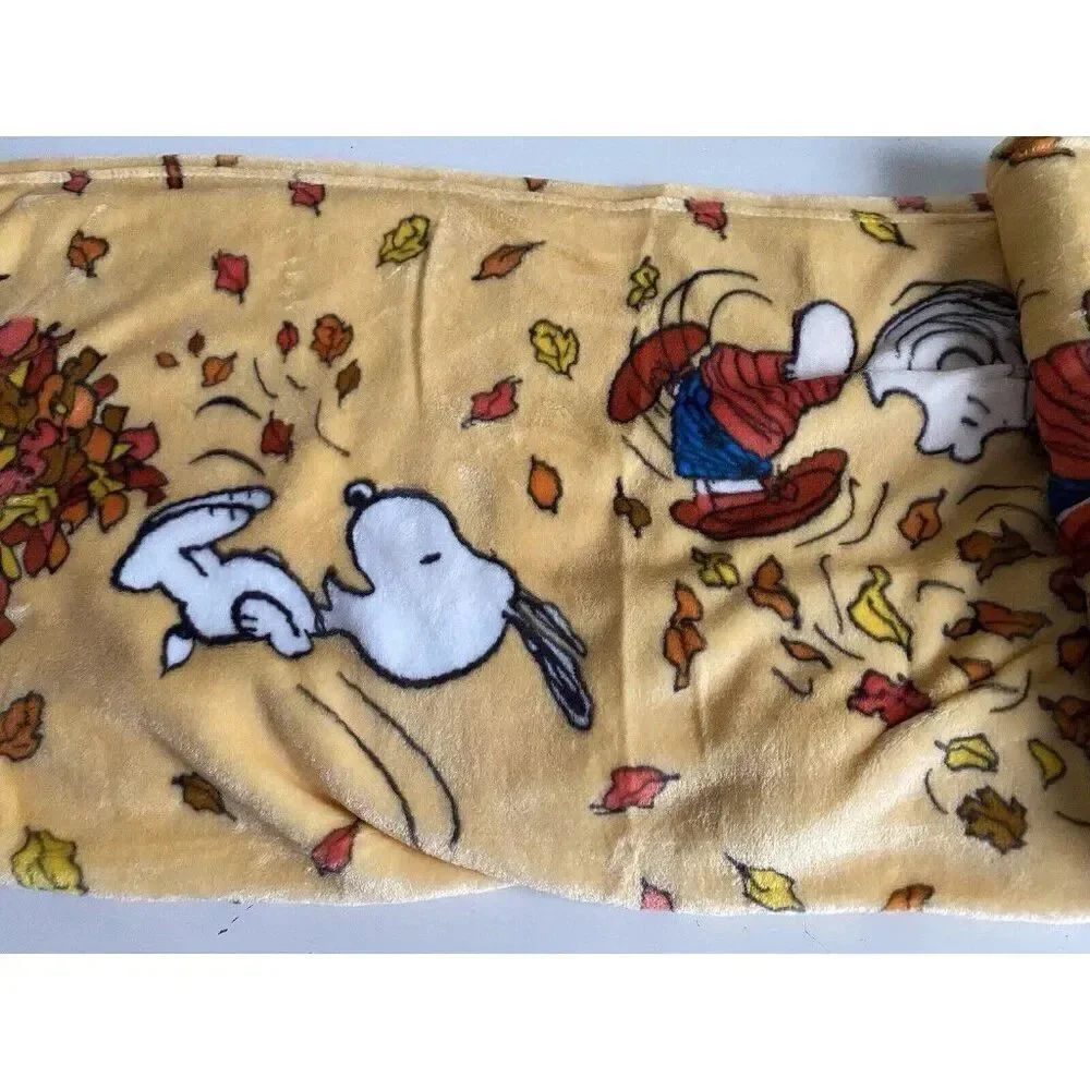 PEANUTS SNOOPY Charlie Brown Soft THROW‎ Blanket 50”x70” Autumn Fall Leaves NEW
